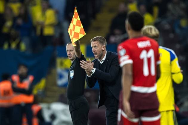 251115 Head coach Graham Potter of Sweden during the FIFA World Cup, WM, Weltmeisterschaft, Fussball Qualifier football match between Switzerland and Sweden on November 15, 2025 in Geneva. Photo: Joel Marklund BILDBYRAN kod JM JM0751 bbeng, fotboll, football, soccer, fotball, vm-kval, fifa world c Copyright: JOELxMARKLUND BB251115JM037