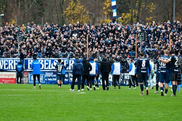 SV Babelsberg 03 - FC Energie Cottbus, Landespokal, Viertelfinale, Saison 25 26, Fussball, 15.11.2025, Potsdam, Foto: Benjamin Feller Babelsberg Fans, SV Babelsberg 03 - FC Energie Cottbus, Landespokal Brandenburg, Viertelfinale, Saison 25 26, Fussball, 15.11.2025, Potsdam Potsdam Karl-Liebknecht-Stadion Brandenburg Deutschalnd Copyright: xBenjaminxFellerx