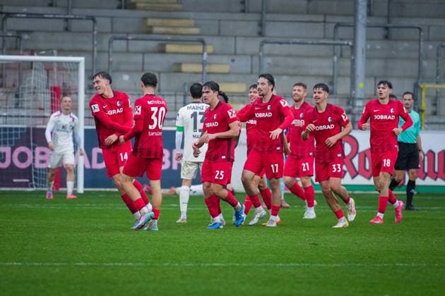 Deutschland, Fußball, Regionalliga Südwest, Saison 2025 2026, 17. Spieltag SC Freiburg II vs. 1 FSV Mainz 05 II Dreisamstadion (Freiburg): Jack James (SC Freiburg II, 14) Tor, Torjubel, Emotionen, Torschuss, Freude, Jubel, Freiburg Dreisamstadion Baden-Württemberg Deutschland Copyright: xFINLEYxMÖRCHx