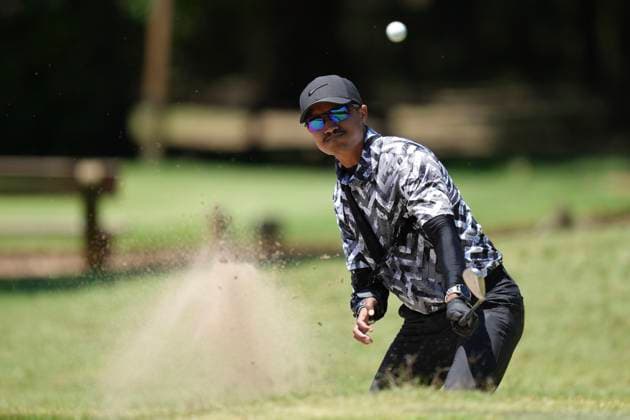 Cape Town Disabled Golf Open 2025 in Cape Town, South Africa Steve Jacobs from South Africa in action during the Cape Town Disabled Golf Open 2025 in Cape Town, South Africa, on November 17, 2025. The Cape Town Disabled Golf Open celebrates inclusion, ability, and the remarkable talent of golfers with disabilities a true showcase of determination and community spirit. It is one of the top disabled golf tournaments in the world with an international field of competitors. People suffering from any number of physical disabilities including arm and leg amputees, hemiplegics, paraplegics, stroke victims, Les Autres, blind and deaf people that are able to grip the club with at least one hand and hit the ball can compete. Cape Town South Africa Copyright: xMatrixxImagesx xNicxBothmax