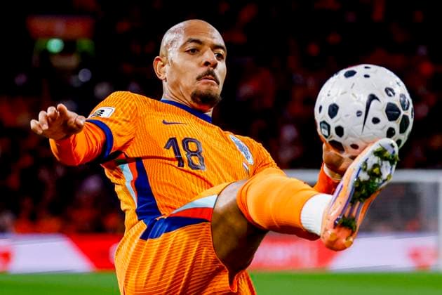 Donyell Malen of the Netherlands controls the ball Netherlands v Lithuania, FIFA World Cup, WM, Weltmeisterschaft, Fussball 2026 Qualifier, Netherlands v Lithuania, Johan Cruijff Arena, November 17, 2025, Amsterdam, Netherlands.