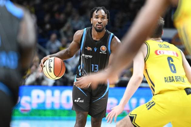 Keith Lee Braxton JR (Science City Jena, 13) GER, Alba Berlin gegen Science City Jena, Basketball, BBL Pokal, Saison 2025 2026, Viertefinale, 17.11.2025 GER, Alba Berlin gegen Science City Jena, Basketball, BBL Pokal, Saison 2025 2026, Viertefinale, 17.11.2025 Berlin Copyright: xEibner-Pressefoto RyanxSleimanx EP_RSN