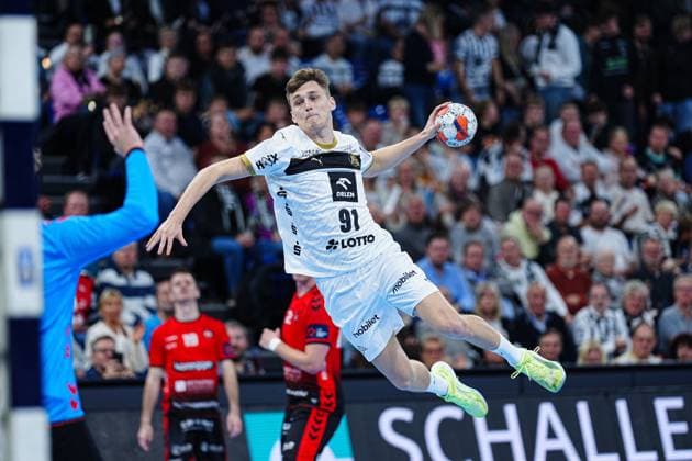 Wurf Tor Bence Imre (THW (THW Kiel, 91) GER, THW Kiel vs. BSV Bern, Handball, EHF European League, Spieltag 4, Saison 2025 2026, 18.11.2025 GER, THW Kiel vs. BSV Bern, Handball, EHF European League, Spieltag 4, Saison 2025 2026, 18.11.2025 Kiel Copyright: xEibner-Pressefoto MarcelxvonxFehrnx EP_MFN