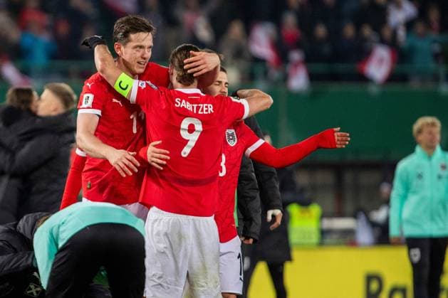 SOCCER - FIFA WC quali, AUT vs BIH VIENNA,AUSTRIA,18.NOV.25 - FIFA World Cup, WM, Weltmeisterschaft, Fussball 2026, European Qualifiers, group stage, OEFB international match, Länderspiel, Nationalmannschaft Austria vs Bosnia and Herzegovina. Image shows the rejoicing of Michael Gregoritsch and Marcel Sabitzer (AUT). GEPAxpictures xPhilippxBrem