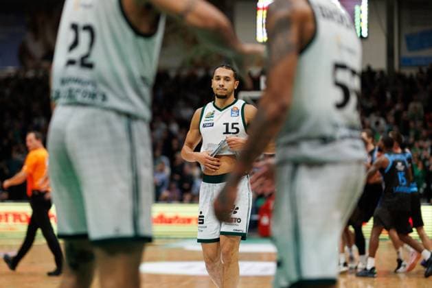 Jordan Roland (Gladiators Trier) enttaeuscht, Vet Concept Gladiators Trier vs Science City Jena, Basketball, easyCredit BBL, 8. Spieltag, Saison 2025 2026, 19.11.2025 Vet Concept Gladiators Trier vs Science City Jena, Basketball, easyCredit BBL, 8. Spieltag, Saison 2025 2026, 19.11.2025 Copyright: xEibner-Pressefoto AlexanderxNeisx EP_ANS