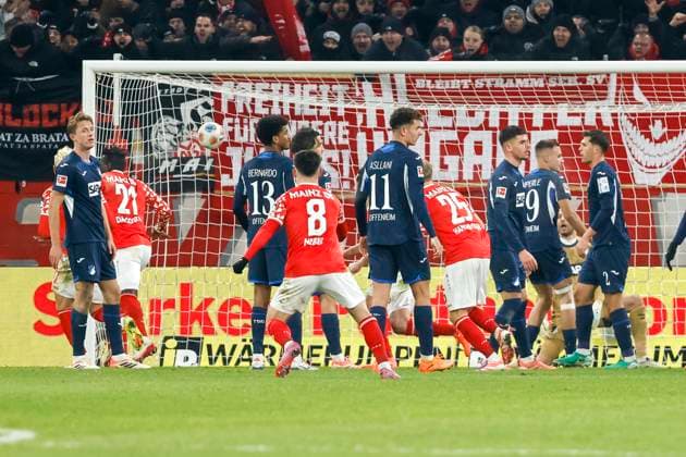 1:1 Tor fuer 1.FSV Mainz durch Danny da Costa (1.FSV Mainz, 21) , Deutschland, Fussball, 1. Bundesliga, 11.Spieltag, 2025 2026, 1.FSV Mainz vs. TSG 1899 Hoffenheim, 21.11.2025, Mewa Arena, Mainz, Deutschland Mainz Mewa Arena Rheinland-Pfalz Deutschland Copyright: xGrantxHubbsx