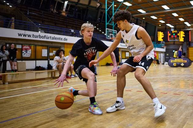 GER, Basketball um Mitternacht, MHP Riesen Ludwigsburg, Basketball, 21.11.2025 GER, MHP Riesen Ludwigsburg, Basketball, Basketball Bundesliga, BBL, Basketball Maenner Saison 2025 2026, 21.11.2025 Ludwigsburg Copyright: xEibner-Pressefoto xFrancescoxConx