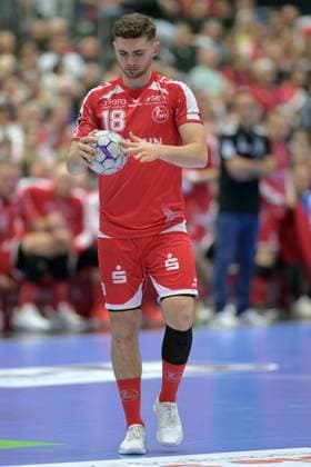 Florian Drosten (MT Melsungen 18) beim Siebenmeter , GER, MT Melsungen - SG Flensburg-Handewitt, Handball, 1. Bundesliga, 13. Spieltag, Saison 2025 2026, 21.11.2025, GER, MT Melsungen - SG Flensburg-Handewitt, Handball, 1. Bundesliga, 13. Spieltag, Saison 2025 2026, 21.11.2025 Kassel Copyright: xEibner-Pressefotox xRolandxSippelx EP_RSL