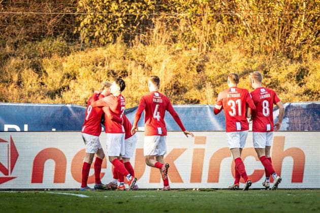 Fussball, Saison 2025 2026, 3. Liga, Eilenriedstadion Hannover, 15. Spieltag, TSV Havelse - SSV Ulm 1846 Fußball, 22.11.2025 22.11.2025, Fussball, Saison 2025 2026, 3. Liga, Eilenriedstadion Hannover, 15. Spieltag, TSV Havelse - SSV Ulm 1846 Fußball, Torjubel Jubel Freude nach Treffer Tor Torschuss zum 2:0 durch 14 Marko Ilic (TSV Havelse) Foto: Lucca Fundel Hannover Eilenriedstadion Niedersachsen Deutschland