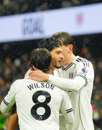Raul Jimenez of Fulham celebrates scoring the opening goal Fulham v Sunderland, Premier League, Football, Craven Cottage, London, UK - 22 Nov 2025London Craven Cottage United Kingdom EDITORIAL USE ONLY No use with unauthorised audio, video, data, fixture lists, club league logos or live services. Online in-match use limited to 120 images, no video emulation. No use in betting, games or single club league player publications. Copyright: xJavierxGarcia Shutterstockx 15860647ar