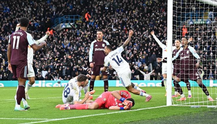 Lukas Nmecha of Leeds United celebrates after scoring the team s first goal Leeds United v Aston Villa, Premier League, Football, Elland Road, Leeds, UK - 23 Nov 2025Leeds Elland Road United Kingdom EDITORIAL USE ONLY No use with unauthorised audio, video, data, fixture lists, club league logos or live services. Online in-match use limited to 120 images, no video emulation. No use in betting, games or single club league player publications. Copyright: xAnnaxGowthorpe Shutterstockx 15860945ab