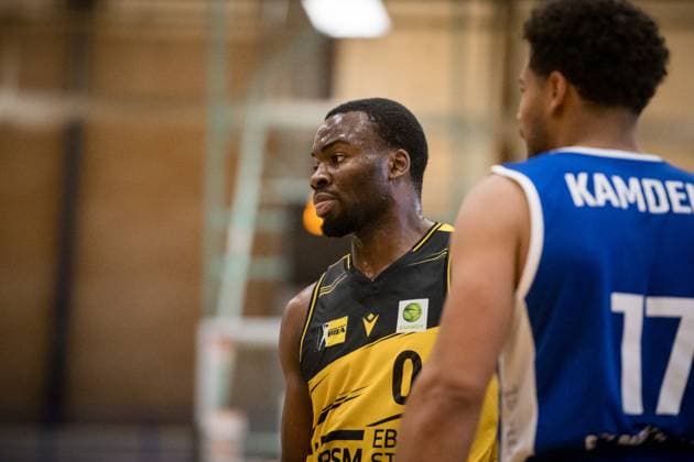 Maxwell Dongmo Temoka (Porsche BBA, 00) GER, Porsche BBA Ludwigsburg - CATL Basketball Loewen Erfurt, 2. Barmer Basketball Bundesliga, ProB Sued, Saison 2025 2026, 23.11.2025 GER, Porsche BBA Ludwigsburg - CATL Basketball Loewen Erfurt, 2. Barmer Basketball Bundesliga, ProB Sued, Saison 2025 2026, 23.11.2025 Ludwigsburg Copyright: xSandyxDinkelackerx EP_EER