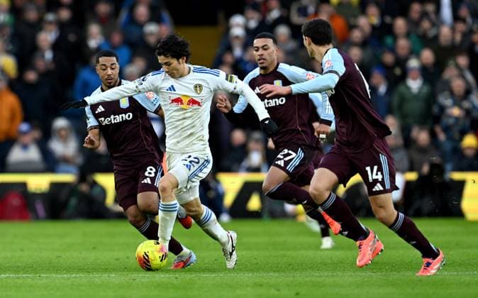 Ao Tanaka of Leeds United makes a run Leeds United v Aston Villa, Premier League, Football, Elland Road, Leeds, UK - 23 Nov 2025Leeds Elland Road United Kingdom EDITORIAL USE ONLY No use with unauthorised audio, video, data, fixture lists, club league logos or live services. Online in-match use limited to 120 images, no video emulation. No use in betting, games or single club league player publications. Copyright: xAnnaxGowthorpe Shutterstockx 15860945al