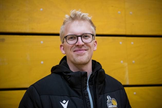 Johs Andersen (MHP RIESEN Ludwigsburg, Co-Coach) GER, Porsche BBA Ludwigsburg - CATL Basketball Loewen Erfurt, 2. Barmer Basketball Bundesliga, ProB Sued, Saison 2025 2026, 23.11.2025 GER, Porsche BBA Ludwigsburg - CATL Basketball Loewen Erfurt, 2. Barmer Basketball Bundesliga, ProB Sued, Saison 2025 2026, 23.11.2025 Ludwigsburg Copyright: xSandyxDinkelackerx EP_EER