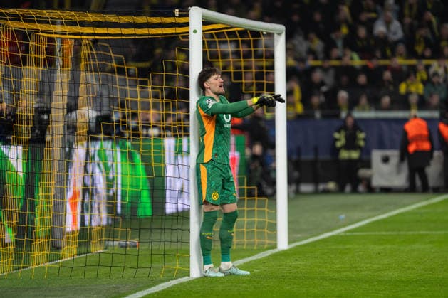 GER, UEFA Champions League, 5. Spieltag - Borussia Dortmund vs FC Villarreal 25.11.2025, Signal Iduna Park, Dortmund, GER, UEFA Champions League, 5. Spieltag - Borussia Dortmund vs FC Villarreal im Bild: Gregor Kobel (Borussia Dortmund, 1) Emotionen, Gestik, Mimik