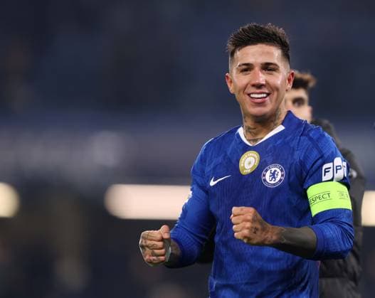 . - Chelsea v FC Barcelona, Barca UEFA Champions League, League Phase, Stamford Bridge Stadium, London, England. - 25th November 2025. (C) Daniel Weir Crystal Pix Enzo Fernandez of Chelsea celebrates the victory at the full time whistle. - Chelsea v FC Barcelona, UEFA Champions League, League Phase, Stamford Bridge Stadium, London, England. - 25th November 2025. (C) Daniel Weir Crystal Pix London Stamford Bridge Stadium United Kingdom Copyright: xDanielxWeirx CP_Chelsea_Barcelona_251125_DW_59
