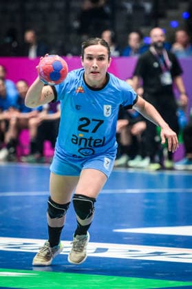 Paula Eastman Rueger (Uruguay, 27) GER, Serbien - Uruguay, Handball Weltmeisterschaft, Vorrunde, Gruppe C, 26.11.2025 GER, Serbien - Uruguay, Handball Weltmeisterschaft, Vorrunde, Gruppe C, 26.11.2025 Stuttgart Copyright: xSandyxDinkelackerx EP_SDR