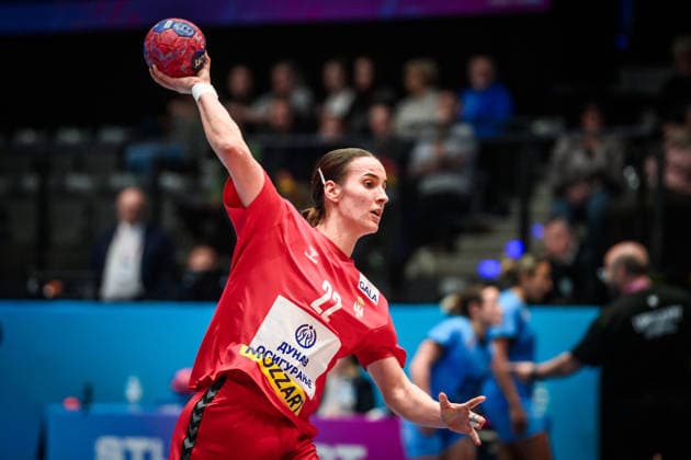 Jovana Jovovic (Serbien, 22) GER, Serbien - Uruguay, Handball Weltmeisterschaft, Vorrunde, Gruppe C, 26.11.2025 GER, Serbien - Uruguay, Handball Weltmeisterschaft, Vorrunde, Gruppe C, 26.11.2025 Stuttgart Copyright: xSandyxDinkelackerx EP_SDR
