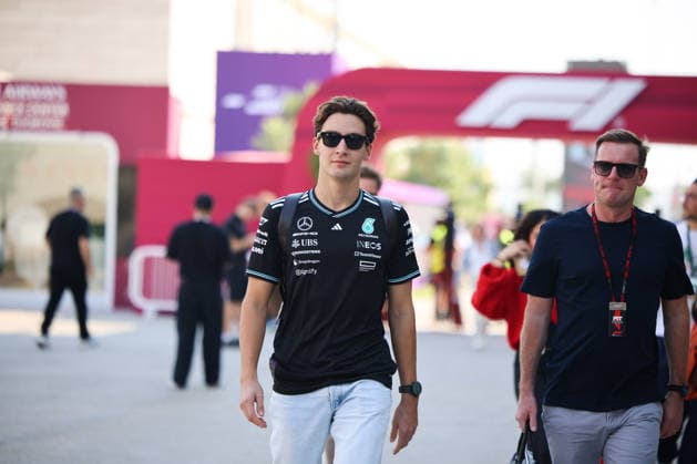 George Russell (Mercedes AMG Petronas Formula One Team, 63) , QAT, Formel 1 Weltmeisterschaft, Qatar Grand Prix, Doha, Lusail, Lusail International Circuit, Media Day, 27.11.2025 QTR, Formel 1 Weltmeisterschaft, Qatar Grand Prix, Doha, Lusail, Lusail International Circuit, Media Day, 27.11.2025 Doha Copyright: xEibner-Pressefoto AnnikaxGrafx EP_AGF