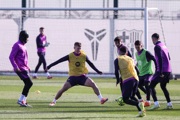 November 28, 2025, Sant Joan Despi, Barcelona, SPAIN: Dani Olmo during the training day of FC Barcelona, Barca ahead the Spanish League, La Liga EA Sports, football match against Deportivo Alaves at Ciudad Esportiva Joan Gamper on November 28, 2025 in Sant Joan Despi, Barcelona, Spain. Sant Joan Despi SPAIN - ZUMAa181 20251128_zaa_a181_004 Copyright: xJavierxBorregox
