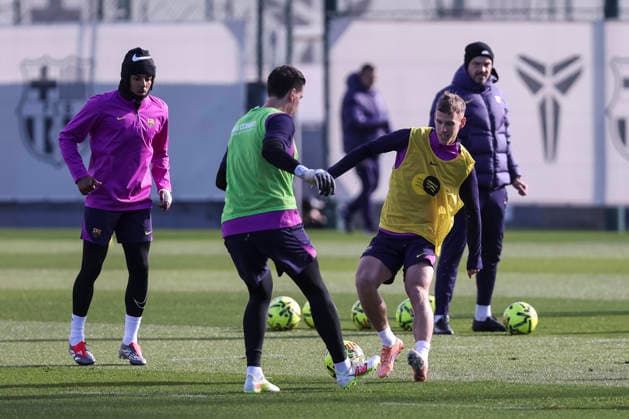 November 28, 2025, Sant Joan Despi, Barcelona, SPAIN: Dani Olmo and Jules Kounde during the training day of FC Barcelona, Barca ahead the Spanish League, La Liga EA Sports, football match against Deportivo Alaves at Ciudad Esportiva Joan Gamper on November 28, 2025 in Sant Joan Despi, Barcelona, Spain. Sant Joan Despi SPAIN - ZUMAa181 20251128_zaa_a181_010 Copyright: xJavierxBorregox