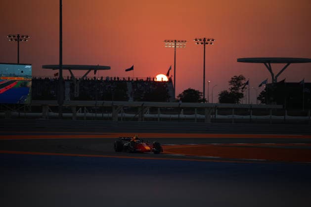 Yuki Tsunoda (Oracle Red Bull Racing, 22), Freies Training 1, FP1, Free Practice 1, QAT, Formel 1 Weltmeisterschaft, Qatar Grand Prix, Doha, Lusail, Lusail International Circuit, Friday, 28.11.2025 QTR, Formel 1 Weltmeisterschaft, Qatar Grand Prix, Doha, Lusail, Lusail International Circuit, Friday, 28.11.2025 Doha Copyright: xEibner-Pressefoto AnnikaxGrafx EP_AGF