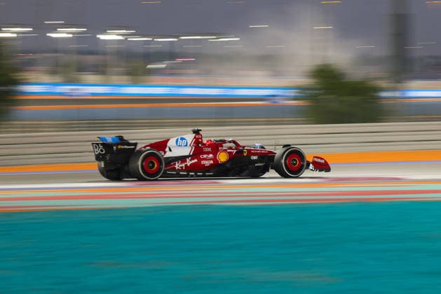 Charles Leclerc (Scuderia Ferrari HP, 16), Freies Training 1, FP1, Free Practice 1, QAT, Formel 1 Weltmeisterschaft, Qatar Grand Prix, Doha, Lusail, Lusail International Circuit, Friday, 28.11.2025 QTR, Formel 1 Weltmeisterschaft, Qatar Grand Prix, Doha, Lusail, Lusail International Circuit, Friday, 28.11.2025 Doha Copyright: xEibner-Pressefoto AnnikaxGrafx EP_AGF