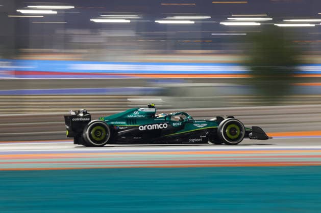 Fernando Alonso (Aston Martin Aramco Formula One Team, 14), Freies Training 1, FP1, Free Practice 1, QAT, Formel 1 Weltmeisterschaft, Qatar Grand Prix, Doha, Lusail, Lusail International Circuit, Friday, 28.11.2025 QTR, Formel 1 Weltmeisterschaft, Qatar Grand Prix, Doha, Lusail, Lusail International Circuit, Friday, 28.11.2025 Doha Copyright: xEibner-Pressefoto AnnikaxGrafx EP_AGF