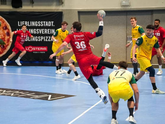 Jonathan Fischer (SG BBM Bietigheim, 36) beim Torwurf VfL Eintracht Hagen vs. SG BBM Bietigheim, Handball, 2. Bundesliga, 13. Spieltag, Saison 2025 2026, 29.11.2025 VfL Eintracht Hagen vs. SG BBM Bietigheim, Handball, 2. Bundesliga, 13. Spieltag, Saison 2025 2026, 29.11.2025 Hagen Copyright: xEibner-Pressefoto DamianxKruczynx EP_DKI
