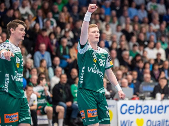 Ymir Oern Gislason (Frisch Auf Goeppingen, 33) jubelt, Frisch Auf Goeppingen vs. MT Melsungen, Handball, 1. Bundesliga, Herren, Spielzeit 2025 2026, 29.11.2025, Frisch Auf Goeppingen vs. MT Melsungen, Handball, 1. Bundesliga, Herren, Spielzeit 2025 2026, 29.11.2025 Goeppingen Copyright: xEibner-Pressefoto MichaelxSchmidx EP_MST