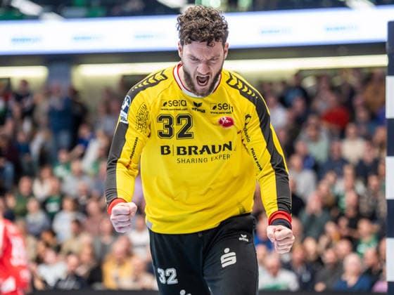 Kristof Palasics (MT Melsungen, 32) jubelt lautstark nach einer Parade, Frisch Auf Goeppingen vs. MT Melsungen, Handball, 1. Bundesliga, Herren, Spielzeit 2025 2026, 29.11.2025, Frisch Auf Goeppingen vs. MT Melsungen, Handball, 1. Bundesliga, Herren, Spielzeit 2025 2026, 29.11.2025 Goeppingen Copyright: xEibner-Pressefoto MichaelxSchmidx EP_MST