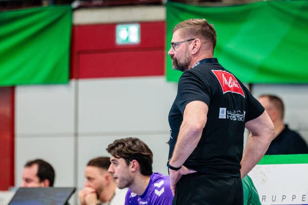 Aaron Ziercke (GWD Minden, Trainer) GER, GWD Minden vs. SC Magdeburg, Handball, 1. Bundesliga, 14. Spieltag, Spielzeit 2025 2026, 29.11.2025 GER, GWD Minden vs. SC Magdeburg, Handball, 1. Bundesliga, 14. Spieltag, Spielzeit 2025 2026, 29.11.2025 Luebbecke Copyright: xEibner-Pressefoto JanxRollingerx EP_JSK