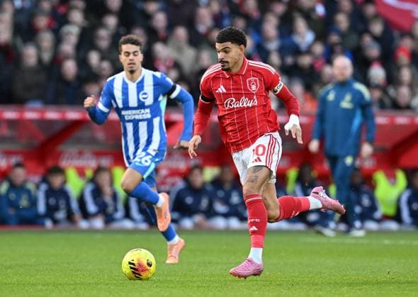 Morgan Gibbs-White of Nottingham Forest makes a run Nottingham Forest v Brighton and Hove Albion, Premier League, Football, City Ground, Nottingham, UK - 30 Nov 2025Nottingham City Ground United Kingdom EDITORIAL USE ONLY No use with unauthorised audio, video, data, fixture lists, club league logos or live services. Online in-match use limited to 120 images, no video emulation. No use in betting, games or single club league player publications. Copyright: xAnnaxGowthorpe Shutterstockx 15941749m
