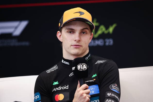 F1 - QATAR GRAND PRIX 2025 PIASTRI Oscar (aus), McLaren F1 Team MCL39, portrait press conference, PK, Pressekonferenz during the 2025 Formula 1 Qatar Grand Prix, 23th round of the 2025 FIA Formula One World Championship, WM, Weltmeisterschaft from November 28 to 30, 2025 on the Lusail International Circuit, in Lusail, Qatar - LusailQatar Copyright: xEricxAlonsox