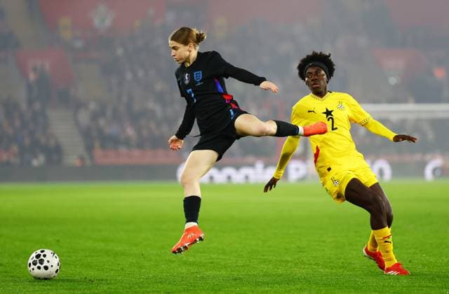Jessica Park of England and Benedicte Simon of Ghana. England Women v Ghana Women, International Friendly, Länderspiel, Nationalmannschaft Football, St Mary s Stadium, Southampton, UK - 02 Dec 2025Southampton St Mary s Stadium United Kingdom EDITORIAL USE ONLY No use with unauthorised audio, video, data, fixture lists, club league logos or live services. Online in-match use limited to 120 images, no video emulation. No use in betting, games or single club league player publications. Copyright: xJamesxMarsh Shutterstockx 16005561z