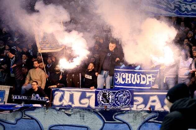 DEU, DFB-Pokal, Hertha BSC vs. 1.FC Kaiserslautern, 02.12.2025, Berliner Olympiastadion, Berlin, DEU, DFB-Pokal, Hertha BSC vs. 1.FC Kaiserslautern, im Bild Hertha-BSC Fans, Pyro DFL - regulations prohibit any use of Photographs as image sequences and or quasi-video