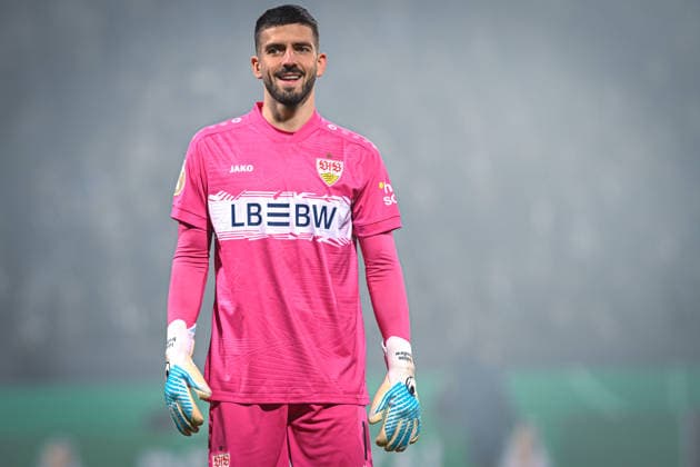 Deutschland, Fußball, DFB-Pokal, 2025 2026, VfL Bochum vs VfB Stuttgart, 03.12.2025, Vonovia Ruhrstadion, Bochum, Deutschland, Fabian Bredlow (VfB Stuttgart, 1) Copyright: xMarkusxVerwimpx