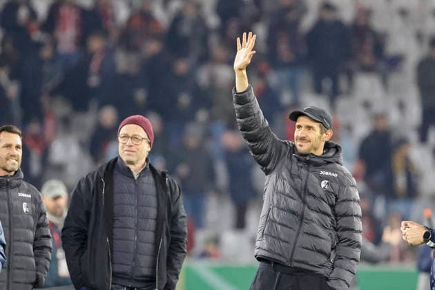 Klemens Hartenbach (SC Freiburg, Sportdirektor) und Julian Schuster (SC Freiburg, Trainer) nach dem Spiel , Deutschland, Fussball, DFB Pokal, Achtelfinale, 2025 2026, SC Freiburg vs. SV Darmstadt 98, 03.12.2025, Europa-Park Stadion , Freiburg im Breisgau, Deutschland Freiburg im Breisgau Europa-Park Stadion Baden-Wuerttemberg Deutschland Copyright: xGrantxHubbsx