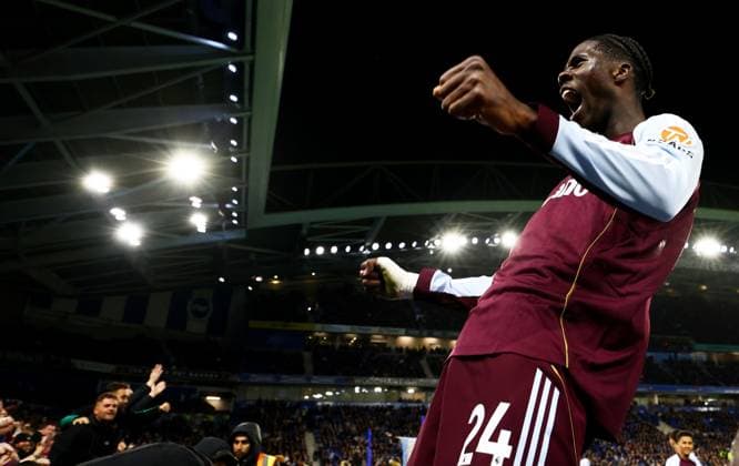 Amadou Onana of Aston Villa celebrates his sides fourth goal scored by Donyell Malen of Aston Villa. Brighton and Hove Albion v Aston Villa, Premier League, Football, American Express Community Stadium, Brighton, UK - 03 Dec 2025Brighton American Express Community Stadi United Kingdom EDITORIAL USE ONLY No use with unauthorised audio, video, data, fixture lists, club league logos or live services. Online in-match use limited to 120 images, no video emulation. No use in betting, games or single club league player publications. Copyright: xJamesxMarsh Shutterstockx 16006088bu