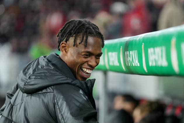 Junior Adamu (SC Freiburg, 20) , Fußball, Achtelfinale, DFB Pokal, 2025 26, SC Freiburg vs. SV Darmstadt 98, 03.12.2025, Europa-Park Stadion, Freiburg, Deutschland DFB REGULATIONS PROHIBIT ANY USE OF PHOTOGRAPHS AS IMAGE SEQUENCES AND OR QUASI-VIDEO. Freiburg Europa-Park Stadion Baden-Württemberg Deutschland Copyright: xArnexAmbergx