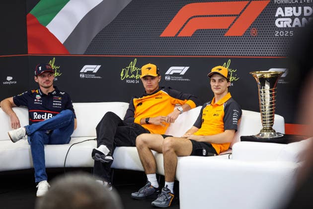 F1 - ABU DHABI GRAND PRIX 2025 VERSTAPPEN Max (ned), Red Bull Racing RB21, NORRIS Lando (gbr), McLaren F1 Team MCL39, PIASTRI Oscar (aus), McLaren F1 Team MCL39, portrait with the World Championship, WM, Weltmeisterschaft Trophy during the 2025 Formula 1 Abu Dhabi Grand Prix, 24th round of the 2025 FIA Formula One World Championship from December 05 to 07, 2025 on the Yas Marina Circuit, in Abu Dhabi, United Arab Emirates - Abu DhabiUnited Arab Emirates Copyright: xFLORENTxGOODENx