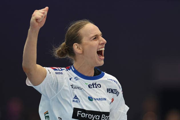 GER, Dortmund, 27th Wommen s World Championship, WM, Weltmeisterschaft 2025, Hauptrunde Main Round, Gruppe Group II 2. Runde Round: Serbien Serbia (SRB) vs. Färöer Inseln Faroe Islands (FRO) 04.12.2025, Westfalenhalle, Dortmund, GER, Dortmund, 27th Wommen s World Championship 2025, Hauptrunde Main Round, Gruppe Group II 2. Runde Round: Serbien Serbia (SRB) vs. Färöer Inseln Faroe Islands (FRO), im Bild: Torjubel Jubel Jubellauf, Pernille BRANDENBORG (FRO 18),
