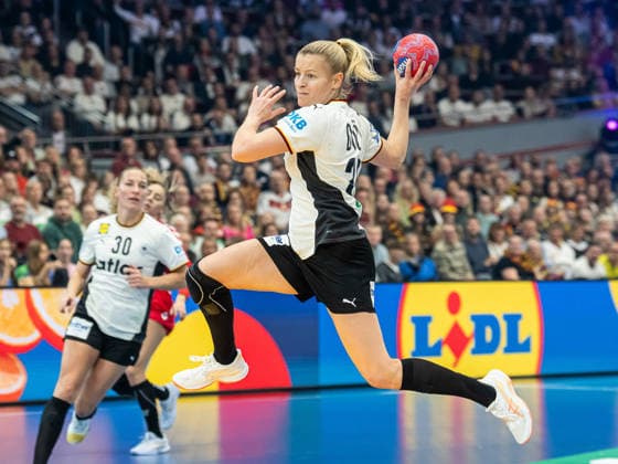 Montenegro vs. Deutschland, Handball, Weltmeisterschaft, Frauen, Spielzeit 2025 2026, 04.12.2025, Montenegro vs. Deutschland, Handball, Weltmeisterschaft, Frauen, Spielzeit 2025 2026, 04.12.2025 Dortmund Copyright: xEibner-Pressefoto MichaelxSchmidx EP_MST