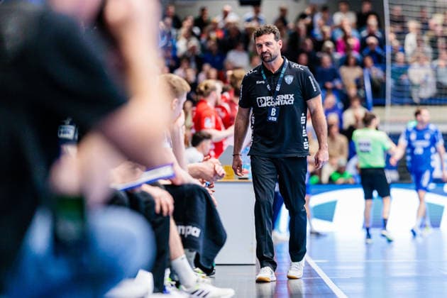 Florian Kehrmann (TBV Lemgo Lippe, Trainer) GER, TBV Lemgo Lippe vs. SG Flensburg-Handewitt, Handball, 1. Bundesliga, 15. Spieltag, Spielzeit 2025 2026, 04.12.2025 GER, TBV Lemgo Lippe vs. SG Flensburg-Handewitt, Handball, 1. Bundesliga, 15. Spieltag, Spielzeit 2025 2026, 04.12.2025 Lemgo Copyright: xEibner-Pressefoto JanxRollingerx EP_JSK