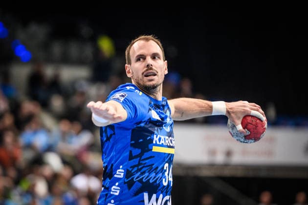 Kai Haefner (TVB Stuttgart, 34) - Volle Konzentration, Fokus bei Sieben-Meter GER, TVB 1898 Stuttgart - HSG Wetzlar, DAIKIN HBL, Handball, Bundesliga, 11. Spieltag, Spielzeit 2025 2026, 04.12.2025 GER, TVB 1898 Stuttgart - HSG Wetzlar, DAIKIN HBL, Handball, Bundesliga, 11. Spieltag, Spielzeit 2025 2026, 04.12.2025 Stuttgart Copyright: xSandyxDinkelackerx EP_SDR