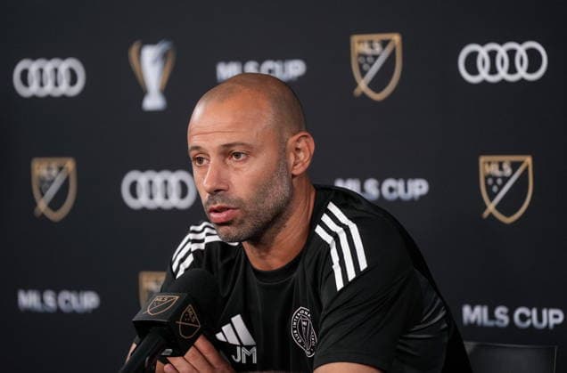 December 4, 2025, Fort Lauderdale, Fl, UNITED STATES: Inter Miami head coach Javier Mascherano speaks during a news conference ahead of the MLS, Fussball Herren, USA Cup final soccer match, in Fort Lauderdale, Fla., Thursday, Dec. 4, 2025. Canada News - December 4, 2025 - ZUMAc35_ 20251204_zaf_c35_052 Copyright: xDarrylxDyckx