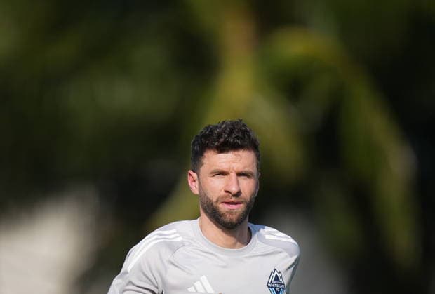December 4, 2025, Miami, Fl, UNITED STATES: Vancouver Whitecaps Thomas Muller jogs during a training session at Florida International University ahead of the MLS, Fussball Herren, USA Cup final soccer match, in Miami, Fla., Thursday, Dec. 4, 2025. Canada News - December 4, 2025 - ZUMAc35_ 20251204_zaf_c35_116 Copyright: xDarrylxDyckx