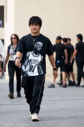 Yuki Tsunoda (Oracle Red Bull Racing, Japan, 22), UAE, Formel 1 Weltmeisterschaft, Abu Dhabi Grand Prix, Yas Marina Circuit, Freies Training, 05.12.2025 UAE, Formel 1 Weltmeisterschaft, Abu Dhabi Grand Prix, Yas Marina Circuit, Freies Training, 05.12.2025 Yas Marina Island Copyright: xEibner-Pressefoto Memmlerx EP_MMR