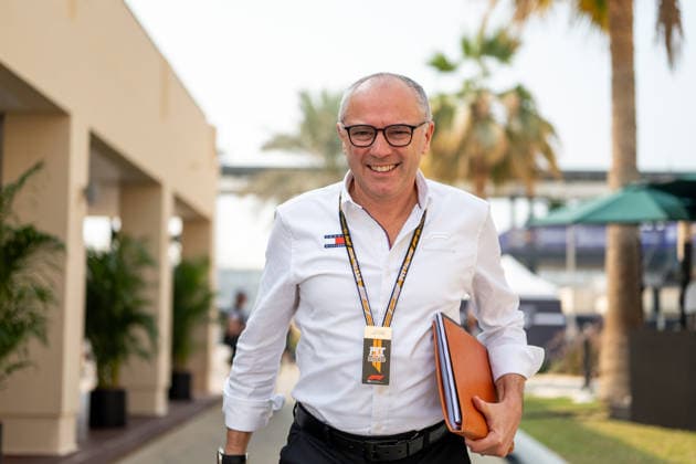 Stefano Domenicali (Liberty Media, Formula One Management, CEO), UAE, Formel 1 Weltmeisterschaft, Abu Dhabi Grand Prix, Yas Marina Circuit, Ankunft der Fahrer, 06.12.2025 UAE, Formel 1 Weltmeisterschaft, Abu Dhabi Grand Prix, Yas Marina Circuit, 06.12.2025 Yas Marina Island Copyright: xEibner-Pressefoto Memmlerx EP_MMR