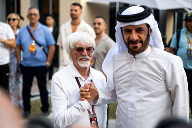 Bernie Ecclestone, Mohammed bin Sulayem (FIA Praesident), UAE, Formel 1 Weltmeisterschaft, Abu Dhabi Grand Prix, Yas Marina Circuit, 3. Freies Training, 06.12.2025 UAE, Formel 1 Weltmeisterschaft, Abu Dhabi Grand Prix, Yas Marina Circuit, 06.12.2025 Yas Marina Island Copyright: xEibner-Pressefoto Memmlerx EP_MMR